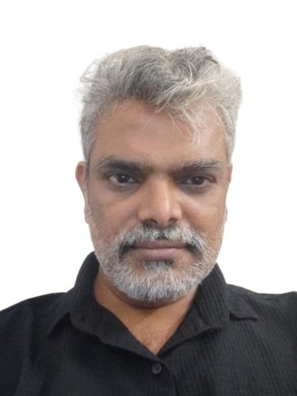 இ-தமிழின் ஆசிரியர் இசன் மாருப்